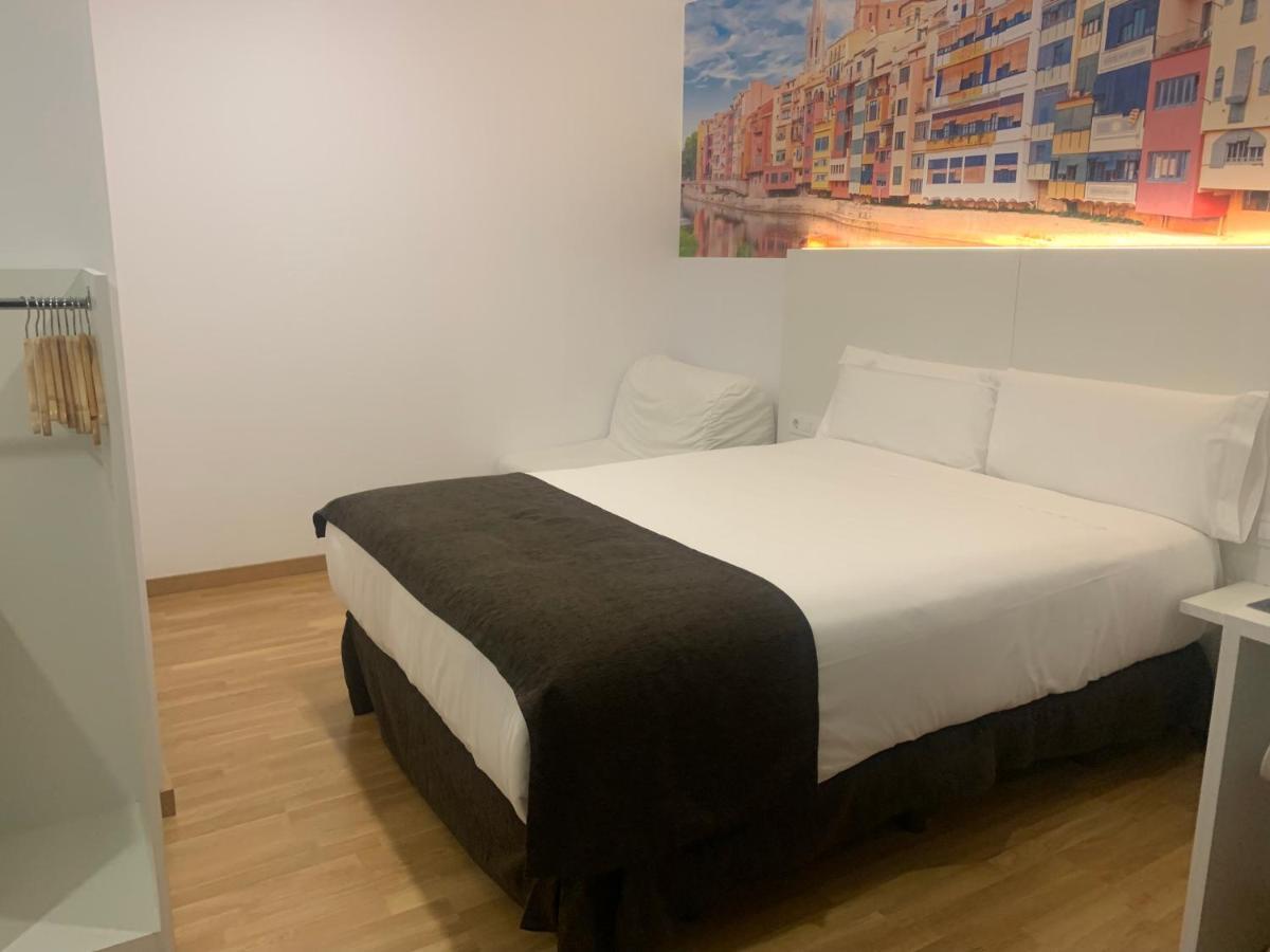 Hotel Bestprice Girona Zewnętrze zdjęcie