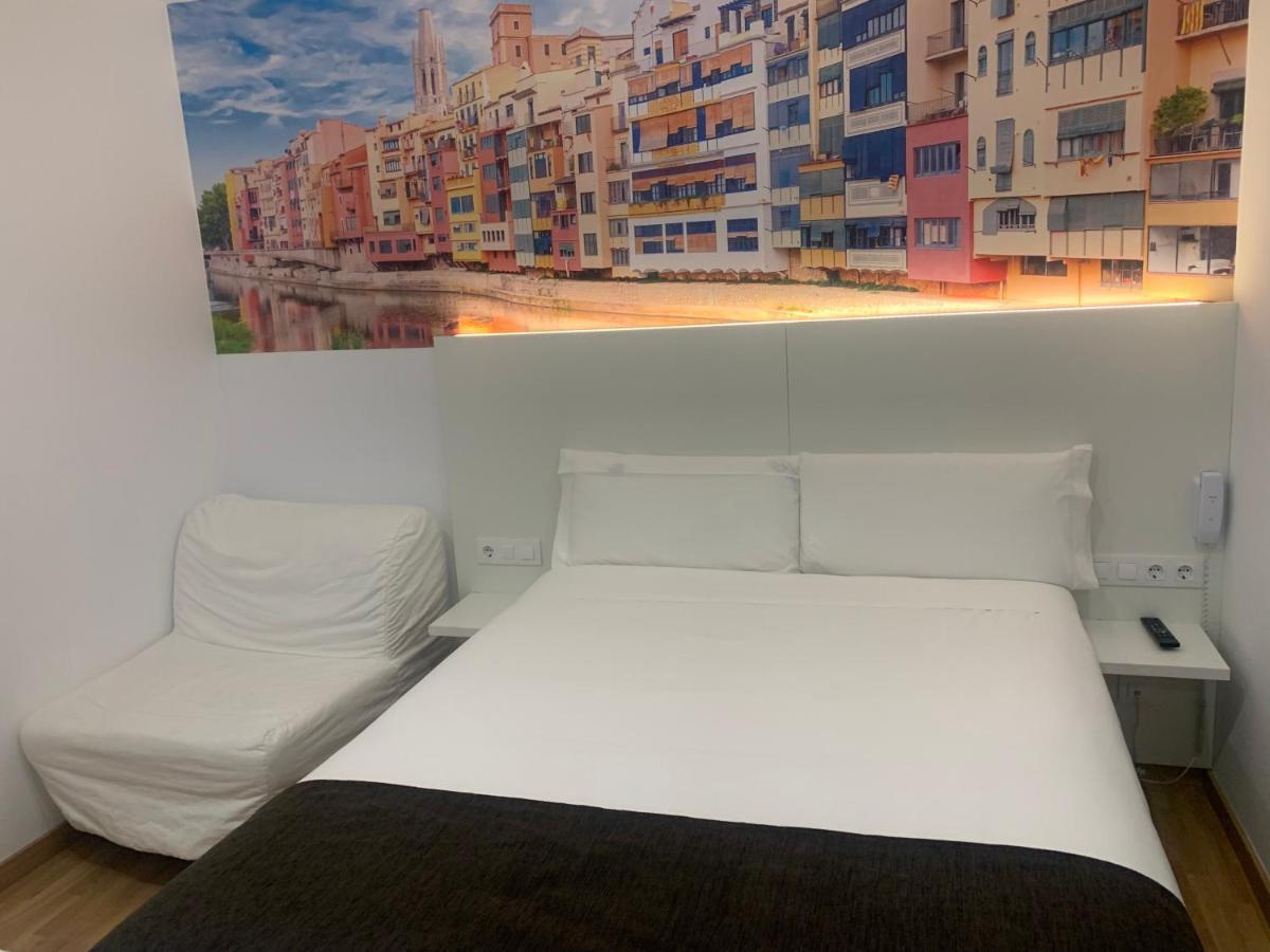 Hotel Bestprice Girona Zewnętrze zdjęcie